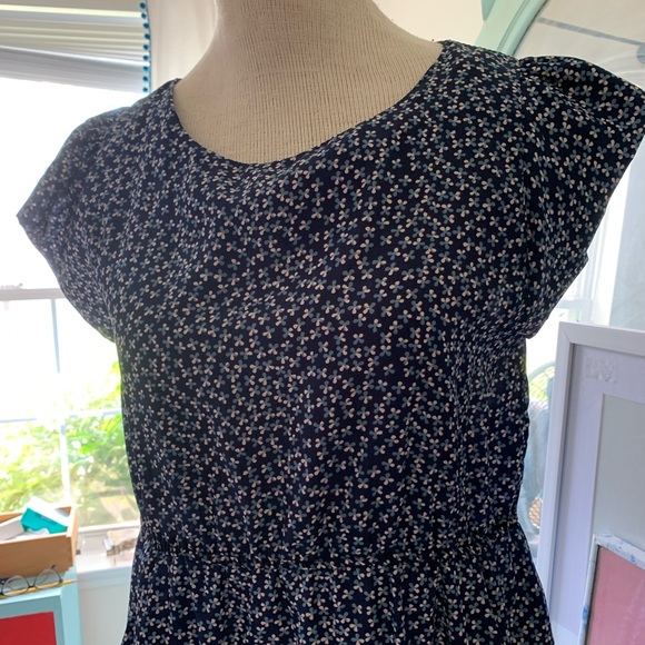 5/$25 Zara Basics Floral blue dress with pockets - Picture 8 of 13
